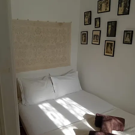 Apartment Cozy 1 Bedroom In Historic Center At Alfama Lisbon